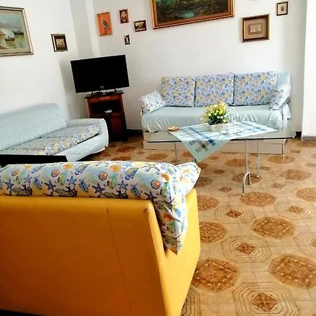 Апартаменты La Casa Di Pina Кастелламмаре-дель-Голфо Экстерьер фото